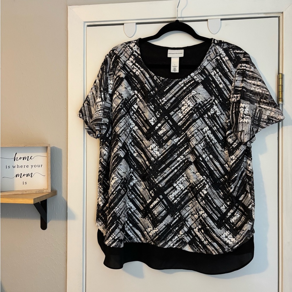 Alfred Dunner Black and White Abstract Women's Top